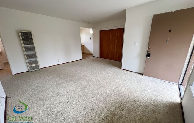 $1,995 - One Bedroom One Bath Apartment - Rose Garden Location!