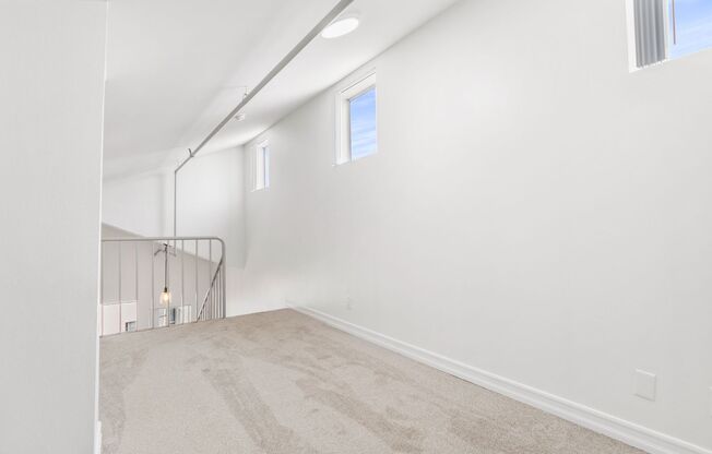 1 bed, 1 bath, 1,000 sqft, $2,450, Unit 431