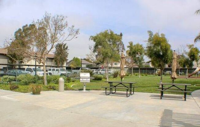 3 beds, 2 baths, 1,236 sqft, $3,270, Unit 002