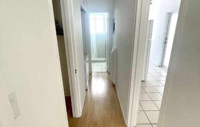 Studio, 1 bath, 500 sqft, $1,798, Unit 08