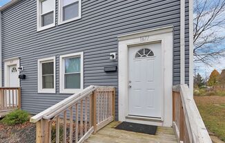 1677-1679 East Whitter St