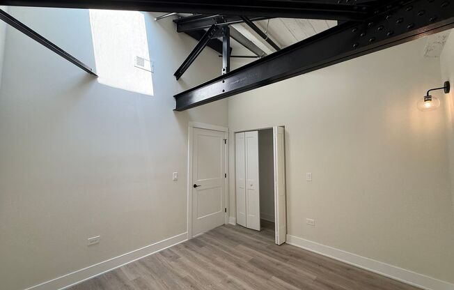 2 beds, 2 baths, 1,000 sqft, $4,195, Unit 203