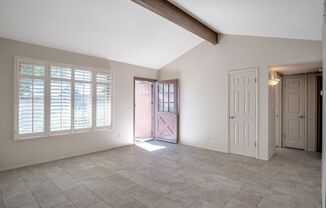 Charming 2 Bed Patio Home in Tempe! Cross streets: E Guadalupe and S Rural