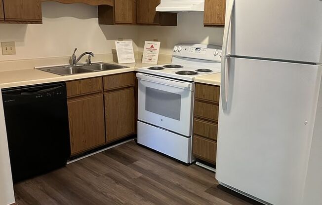 1 Bedroom 1 Bathroom Condo!