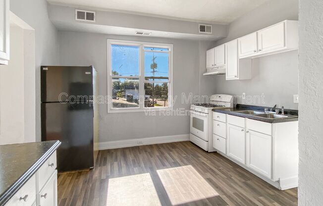 812 BUTTERWORTH ST SW