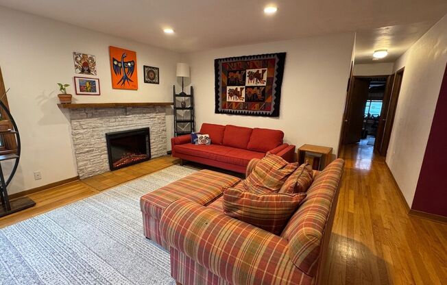 Fully Furnished 3 Bed 1 Bath Home Now Renting! 6-Month Lease (All Utils + Internet Incl.)