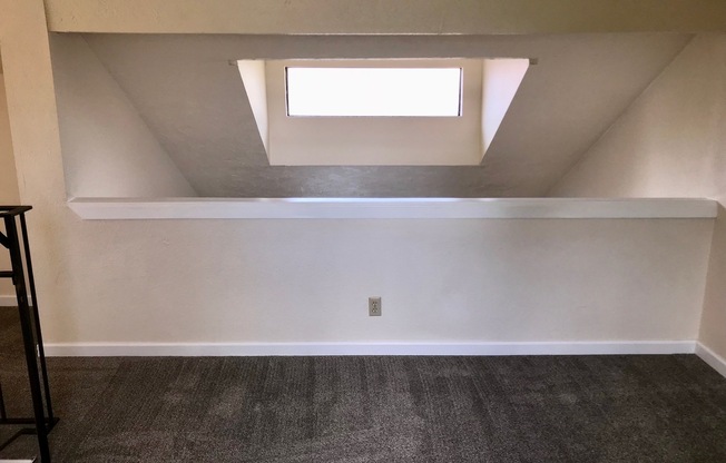 2 beds, 1 bath, 820 sqft, $1,525, Unit 1647A
