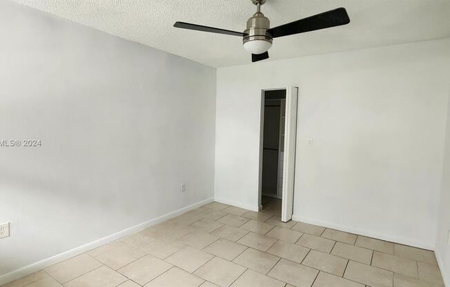 3 beds, 2 baths, $2,950, Unit # 0