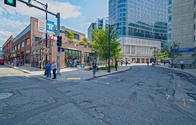 170 BROOKLINE AVE