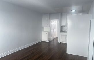 1 bed, 1 bath, $1,895, Unit 13