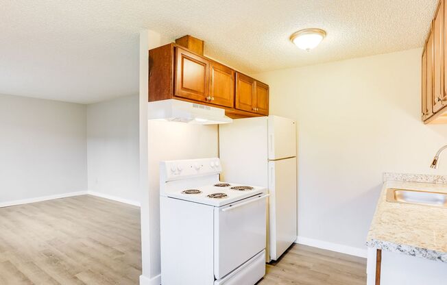 1 bed, 1 bath, 585 sqft, $1,070, Unit D22