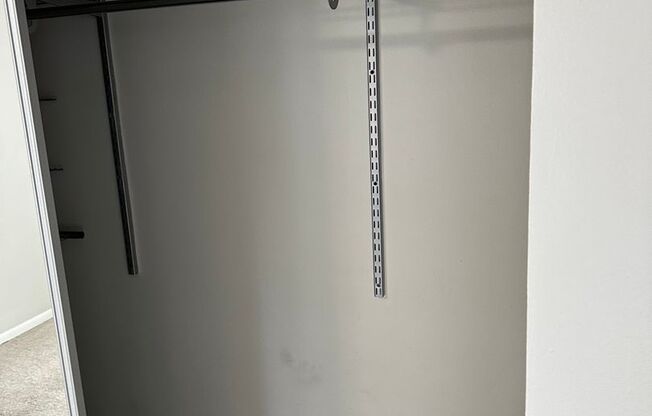 2 beds, 1 bath, 840 sqft, $1,495, Unit 201 (R)