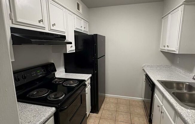 2 beds, 2 baths, 931 sqft, $1,003, Unit 14-1402