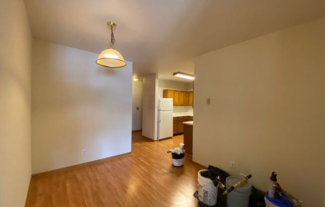 7218 North
