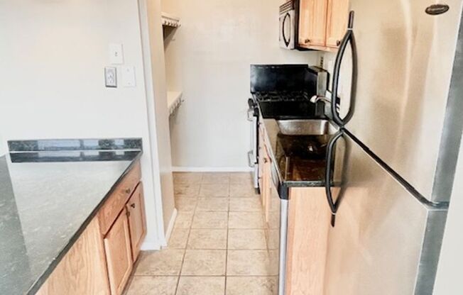 Studio, 1 bath, $1,550, Unit # 1821N