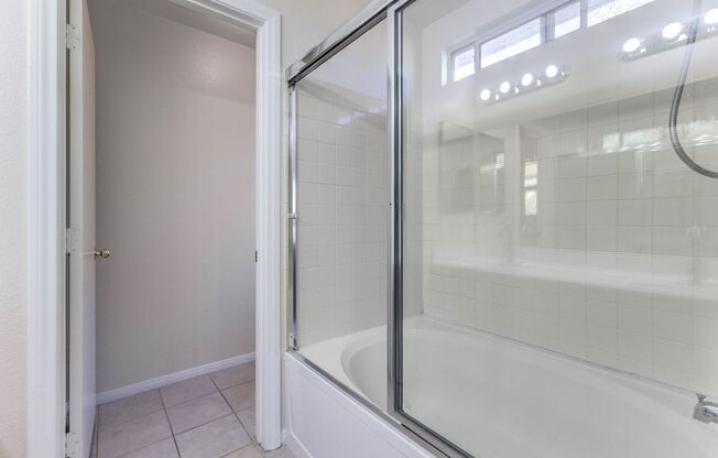 Beautiful 2 story home in Peccole Ranch.