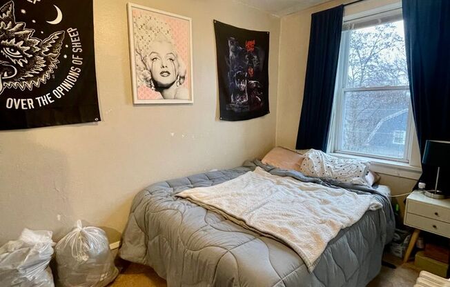 1 bed, 1 bath, $895, Unit 31