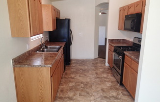 3 beds, 2 baths, $1,350