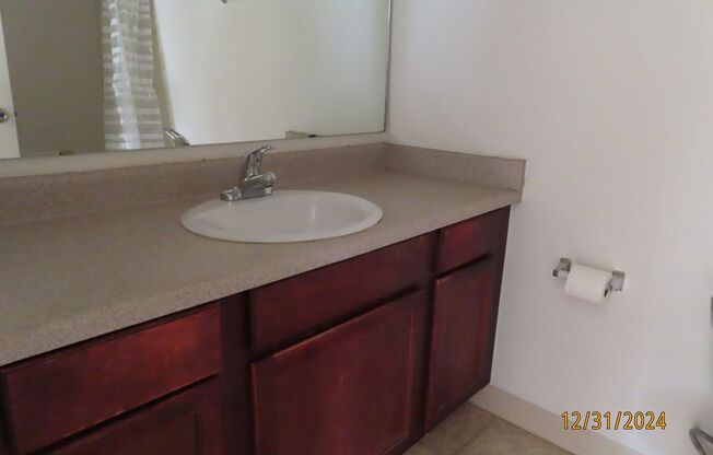 2 beds, 2 baths, $1,095, Unit # 129