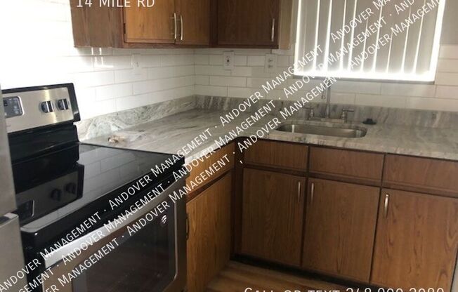 2309 W FOURTEEN MILE RD