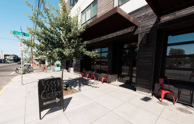 1 bed, 1 bath, 580 sqft, $1,450, Unit 212