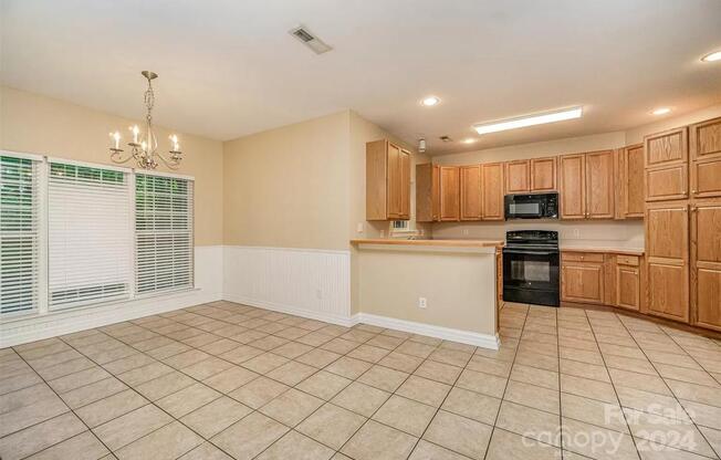 2920 RAINWATER CT