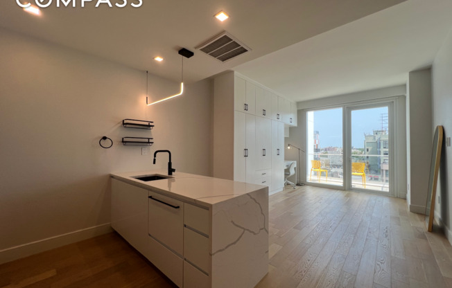 37 34 33 ST