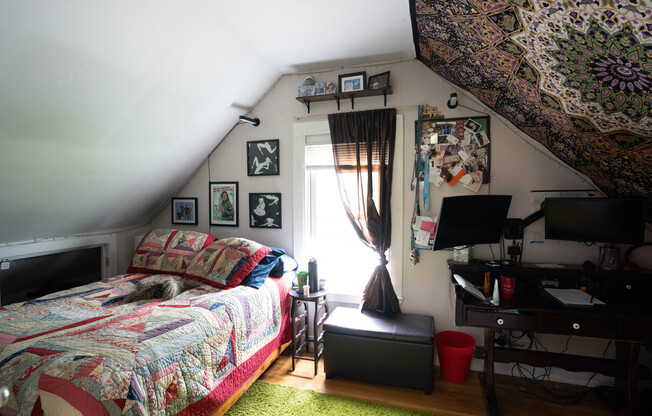 6 beds, 2.5 baths, 1,800 sqft, $6,295, Unit 3
