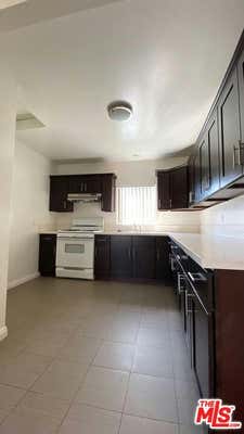 3 beds, 2 baths, $3,100, Unit 3/4