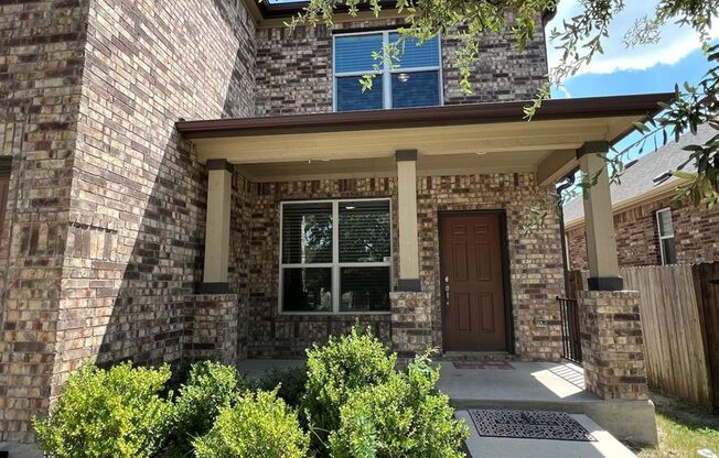 Located in the desirable Edgewater subdivision in Swenson Farms!