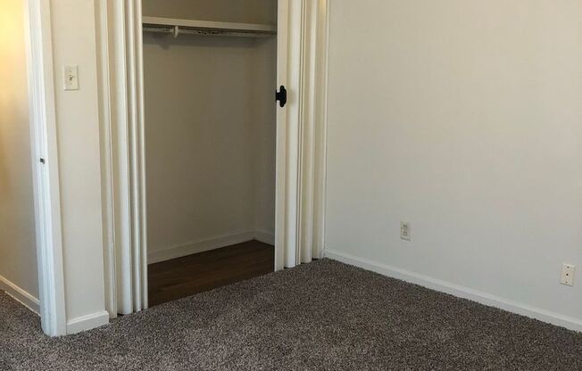 1 bed, 1 bath, 625 sqft, $665, Unit 1300-1602