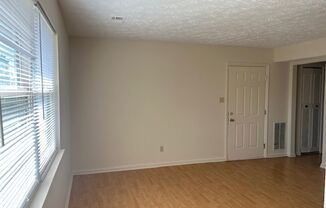 2 beds, 1 bath, $750