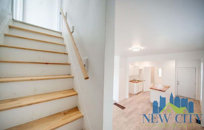 2 beds, 1 bath, $1,299, Unit 189 N Central Ave