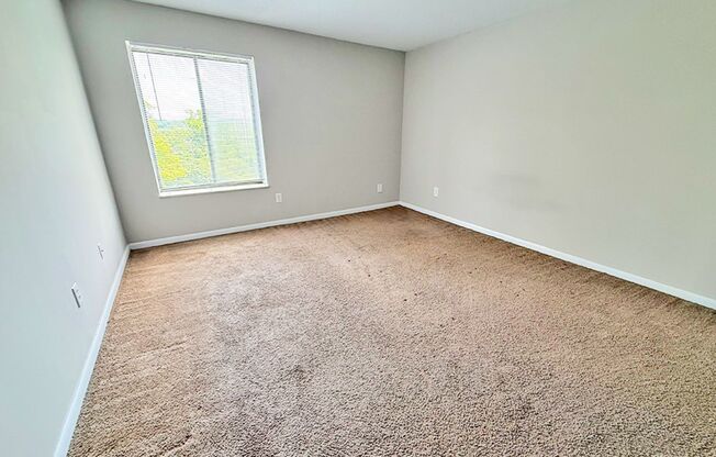 2 beds, 2 baths, 1,100 sqft, $1,395, Unit 1600-420