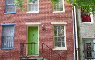 Charming 1 Bedroom Townhome ~ Ridgely's Delight