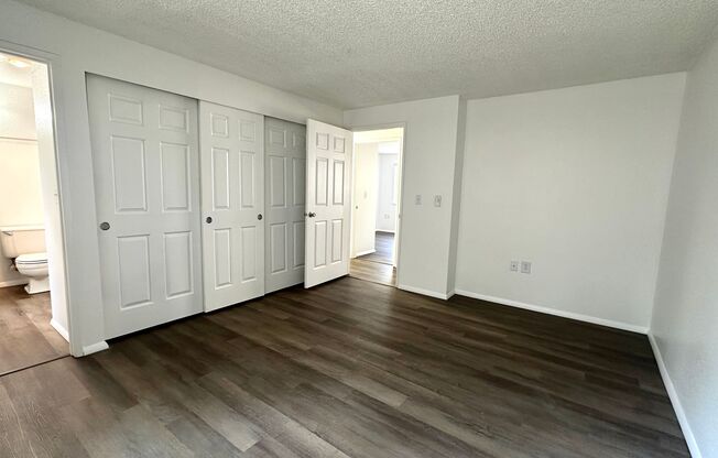 3 beds, 2 baths, 1,098 sqft, $2,090, Unit U102