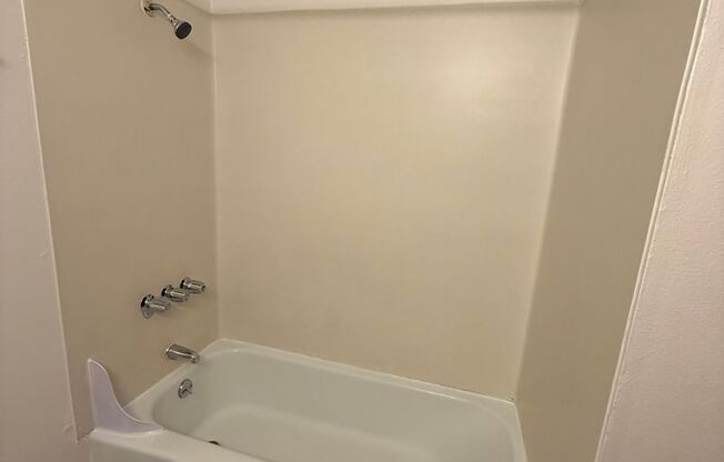 Now Leasing! Beautiful 2BR – Don’t Miss Out