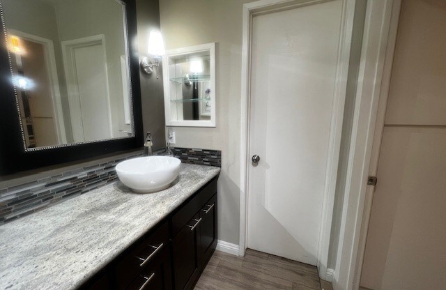 2 beds, 2 baths, 990 sqft, $3,200, Unit B205