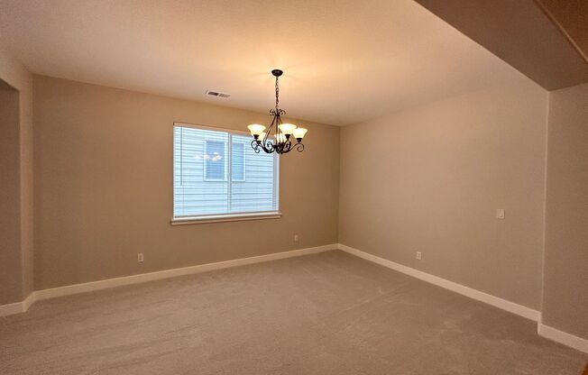 Spacious Open-Concept Home in NW Portland – Beaverton Schools, Stunning Layout!