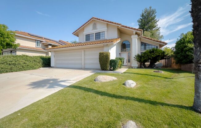 Remodeled Home for Rent in the Heart of Murrieta! Gorgeous and Spacious Backyard!