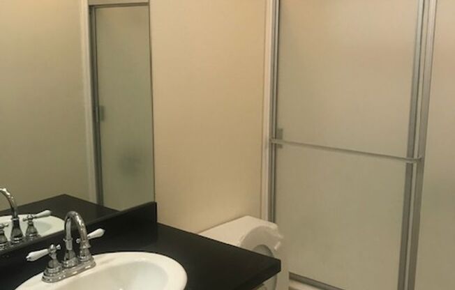 2 beds, 1.5 baths, 807 sqft, $2,398, Unit 202