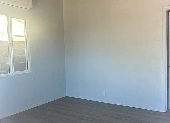 133 W BIRDMAN DR