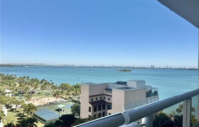 1717 Bayshore Dr Apt # A-1548 (A11986724)