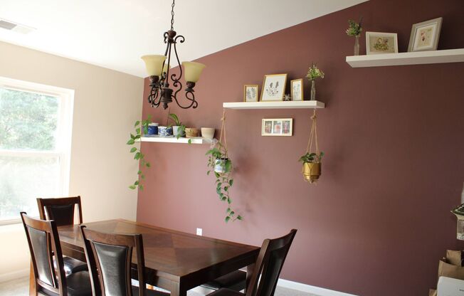 Charming 2 Bedroom/1 Bathroom Condo in Halethorpe, MD!