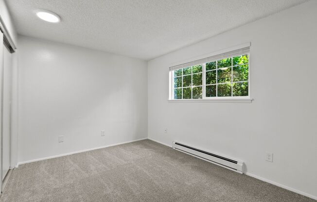 1 bed, 1 bath, 448 sqft, $1,395