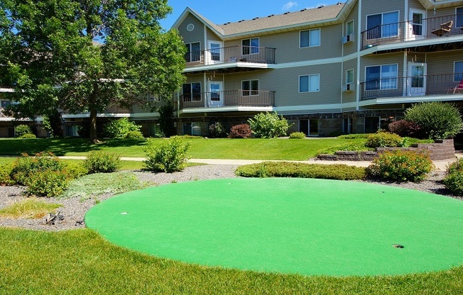 2 beds, 1 bath, 1,050 sqft, $1,375, Unit 3720309R