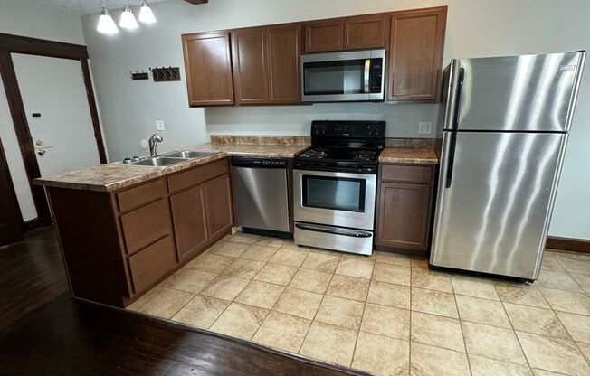 NEWLY RENOVATED 1 BR; $850 monthly; Available August 2025