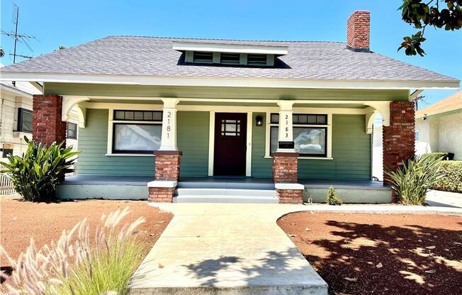 Charming 3-Bedroom Home for Lease in Historic Jefferson Park