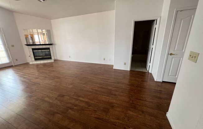 **2 WEEKS FREE OFF OF FIRST MONTH**