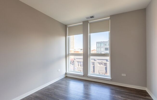 2 beds, 2 baths, 869 sqft, $3,950, Unit 1552-201